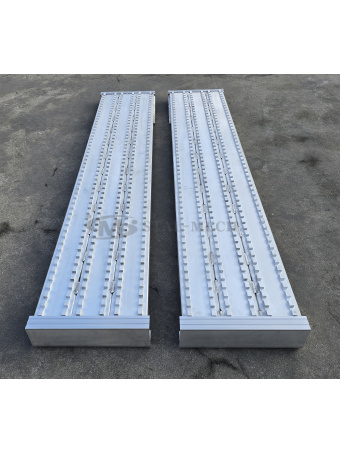 Najazdy aluminiowe PROFESSIONAL 350x45x9cm mocowanie dolne 8t. Laweta Najazd Platforma Holownik Pomoc drogowa Naczepa TIR Altec Metalmec