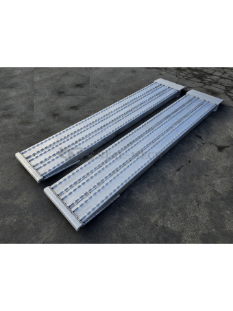 Najazdy aluminiowe PROFESSIONAL 350x45x9cm płetwa 7,5t. Laweta Najazd Platforma Holownik Pomoc drogowa Naczepa TIR Altec Metalmec